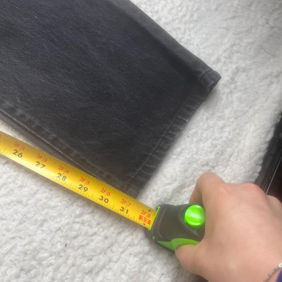 Levis 501 Original Fit Jeans Mens 37x31 fade Black Straight Leg Button Fly Denim - Picture 5 of 7